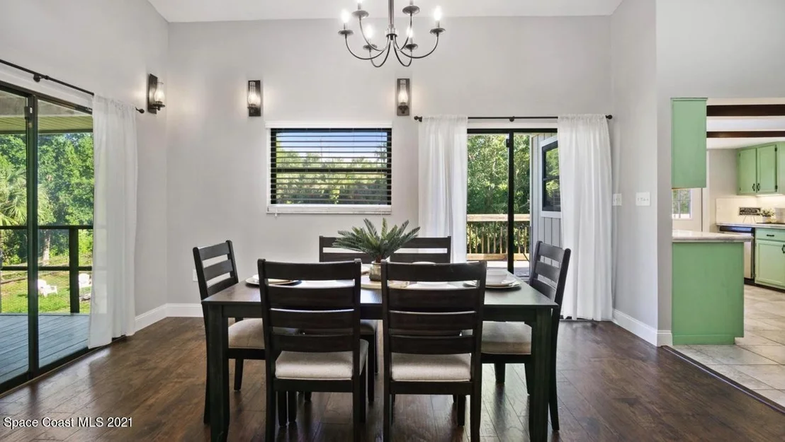 Photo of 2287 Cox Road