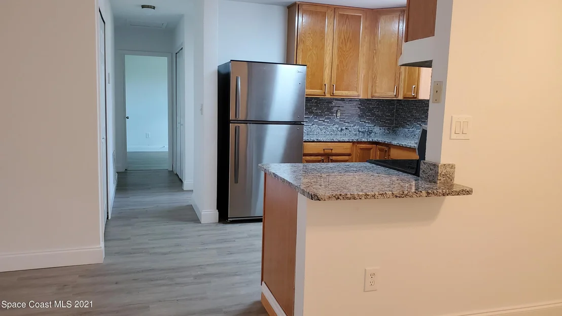 Photo of 1057 Cabot Drive NE
