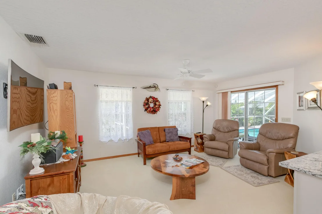 Photo of 133 Magellan Avenue