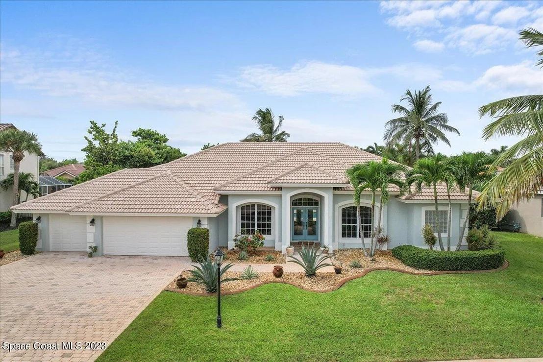Photo of 373 Flanders Drive