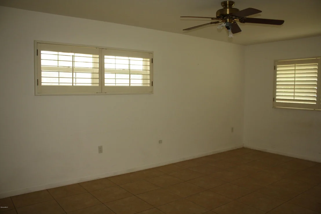 Photo of 400 Bahama Drive