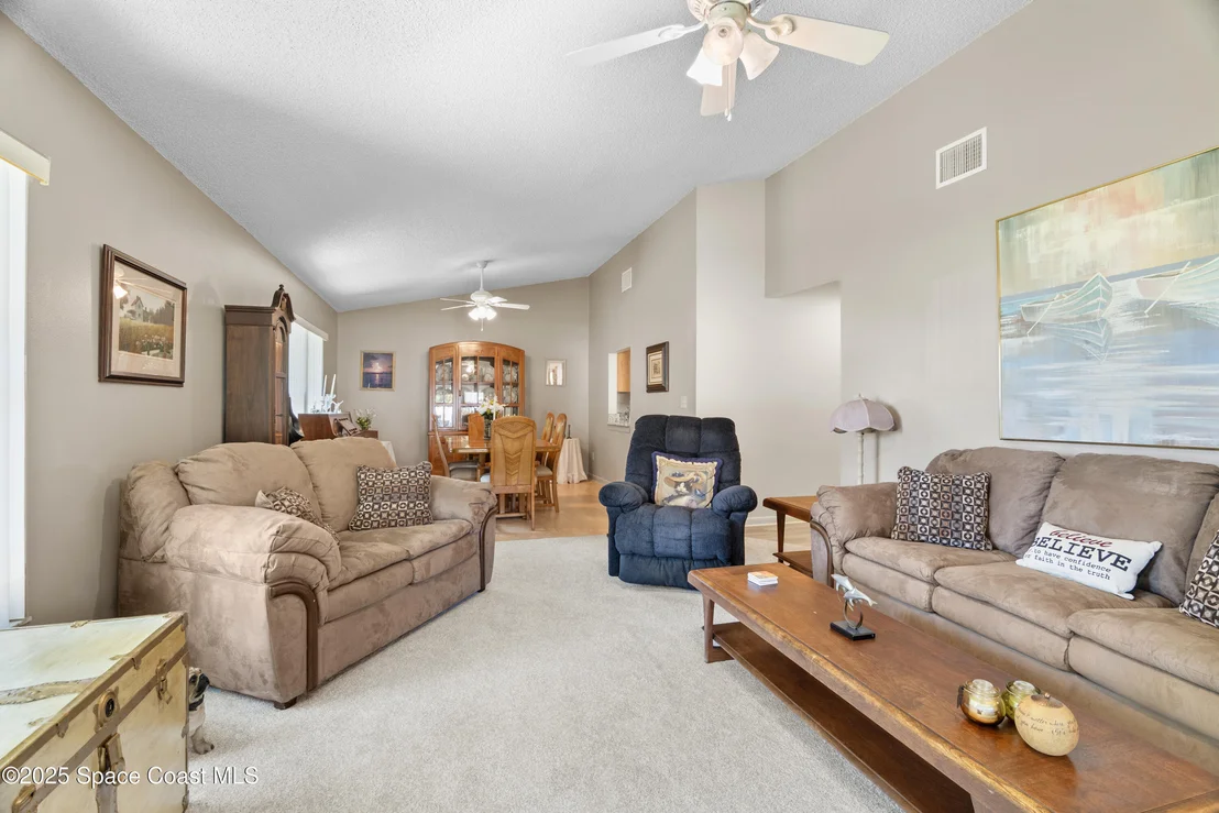 Photo of 475 Timberlake Drive