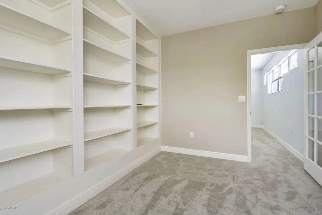 Photo of 5420 Willoughby Drive