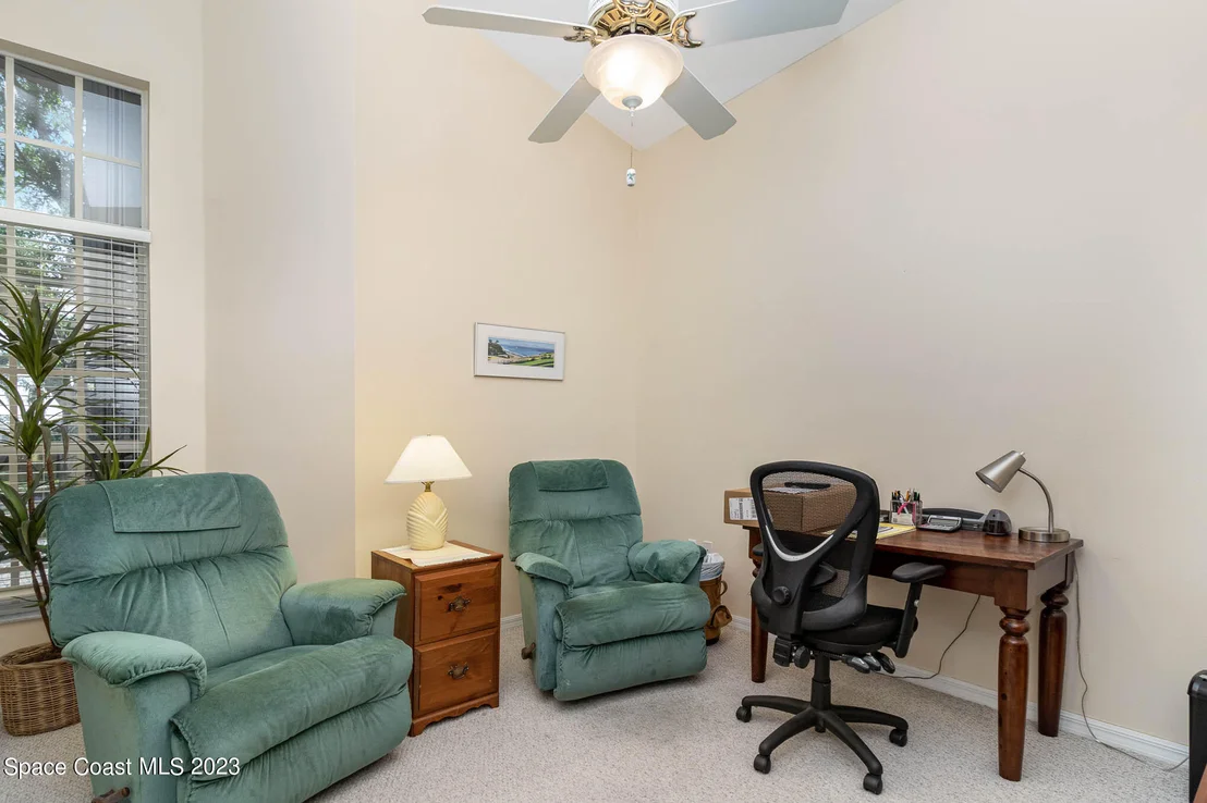 Photo of 2421 Addington Circle