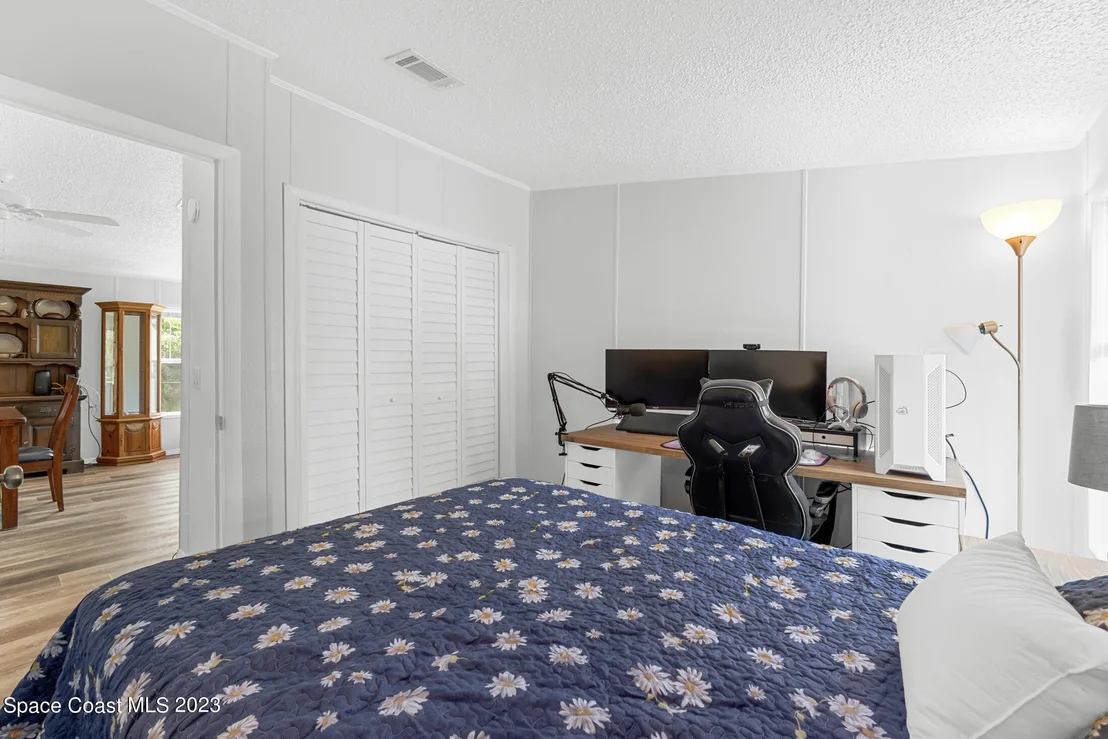 Photo of 3115 Brockett Road