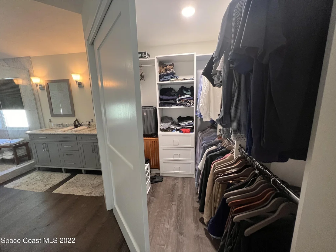 Photo of 460 Bay Point Drive
