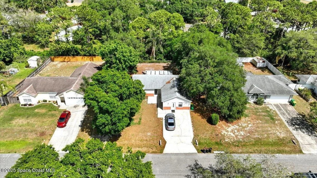 Photo of 6615 Dock Avenue