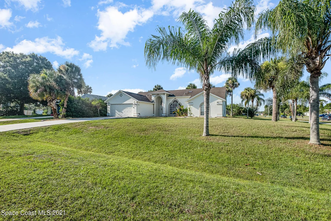 Photo of 1491 Ruffin Circle SE