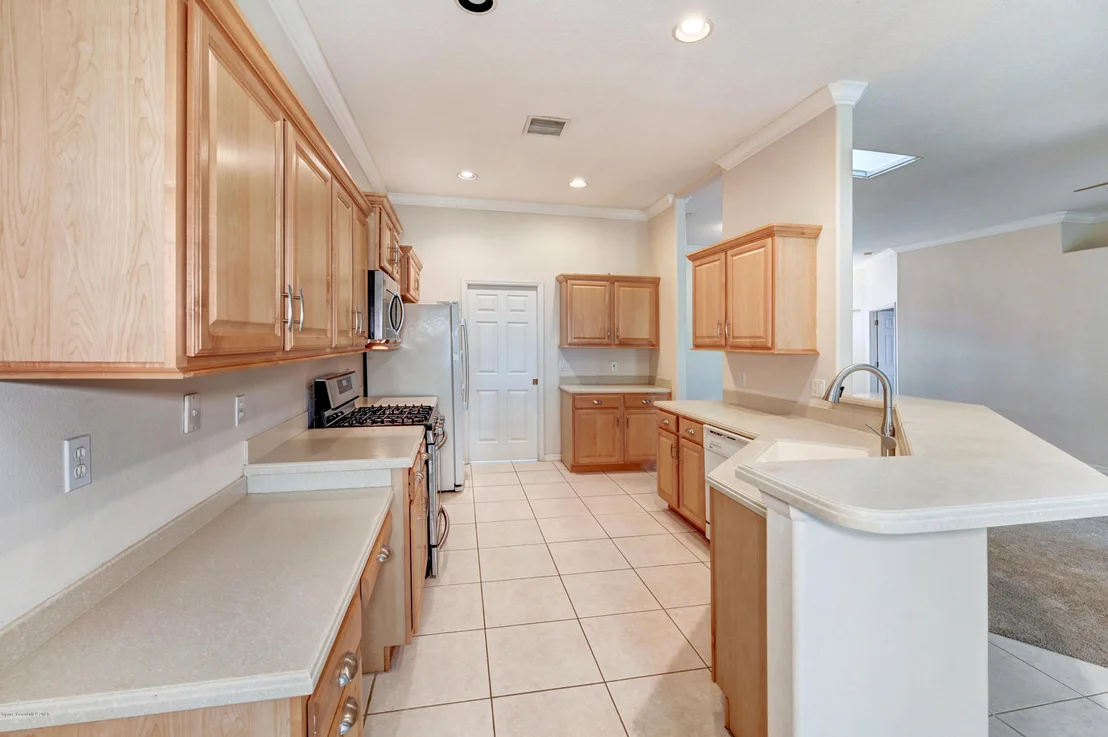 Photo of 876 Suntree Woods Drive