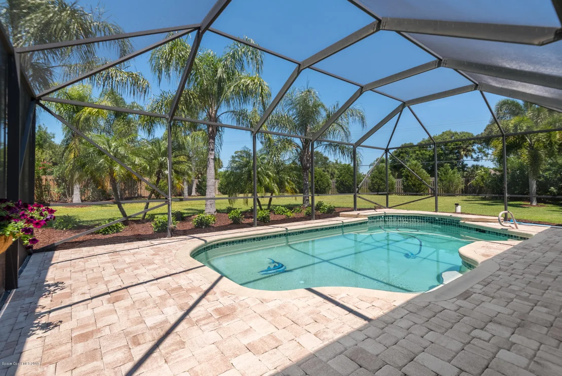 Photo of 2033 Woodfield Circle