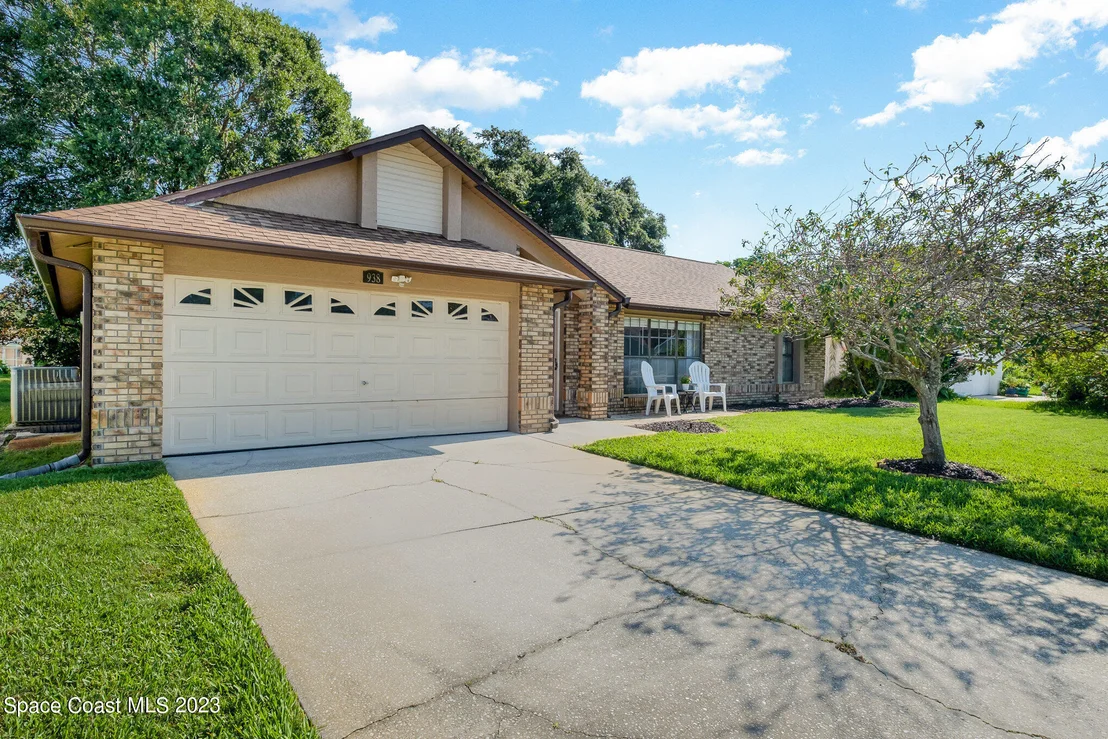 Photo of 938 Osprey Lane