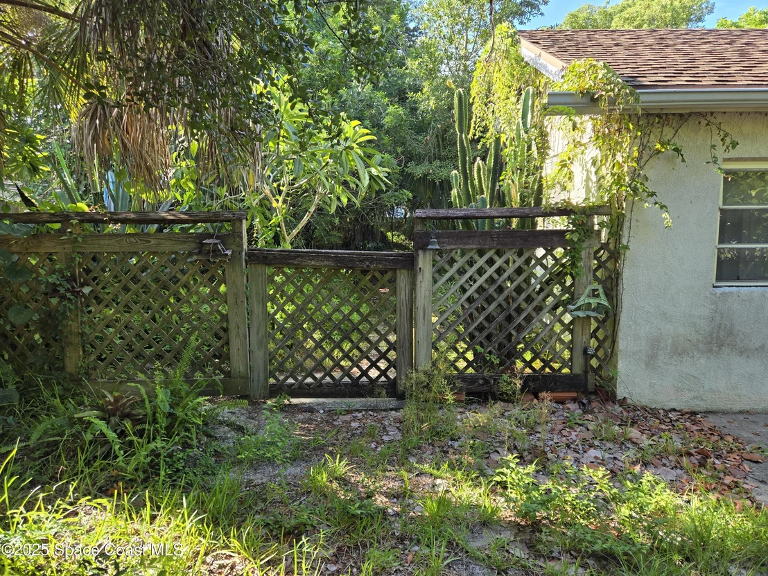 Photo of 1035 Sea Grape Drive