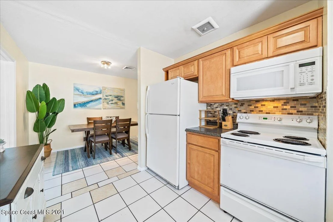 Photo of 1413 Rosemary Drive