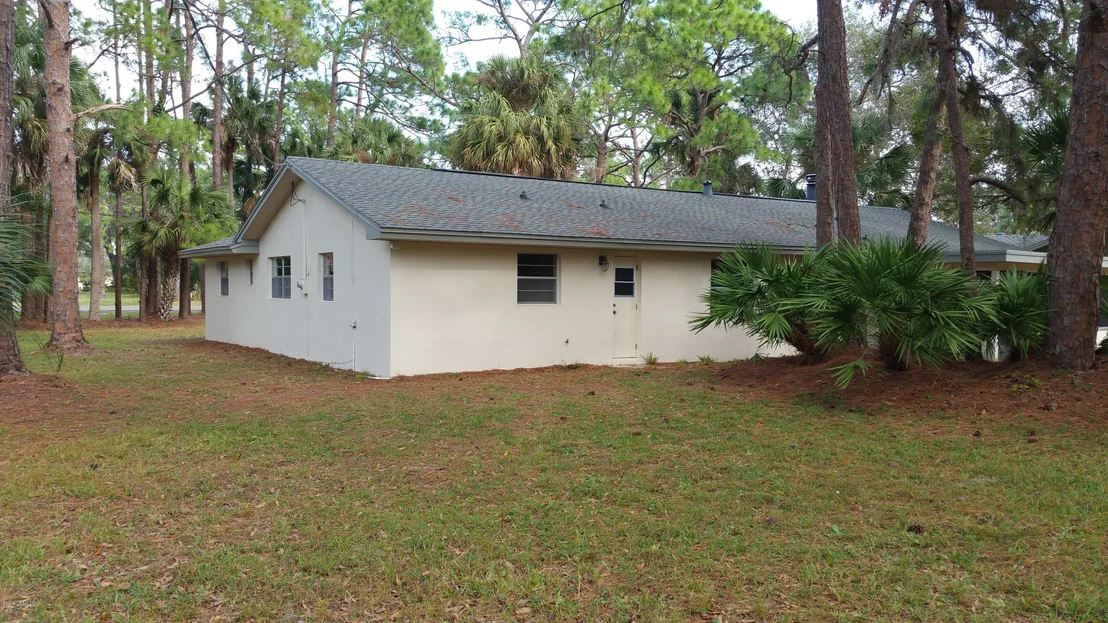 Photo of 8615 Sheridan Road