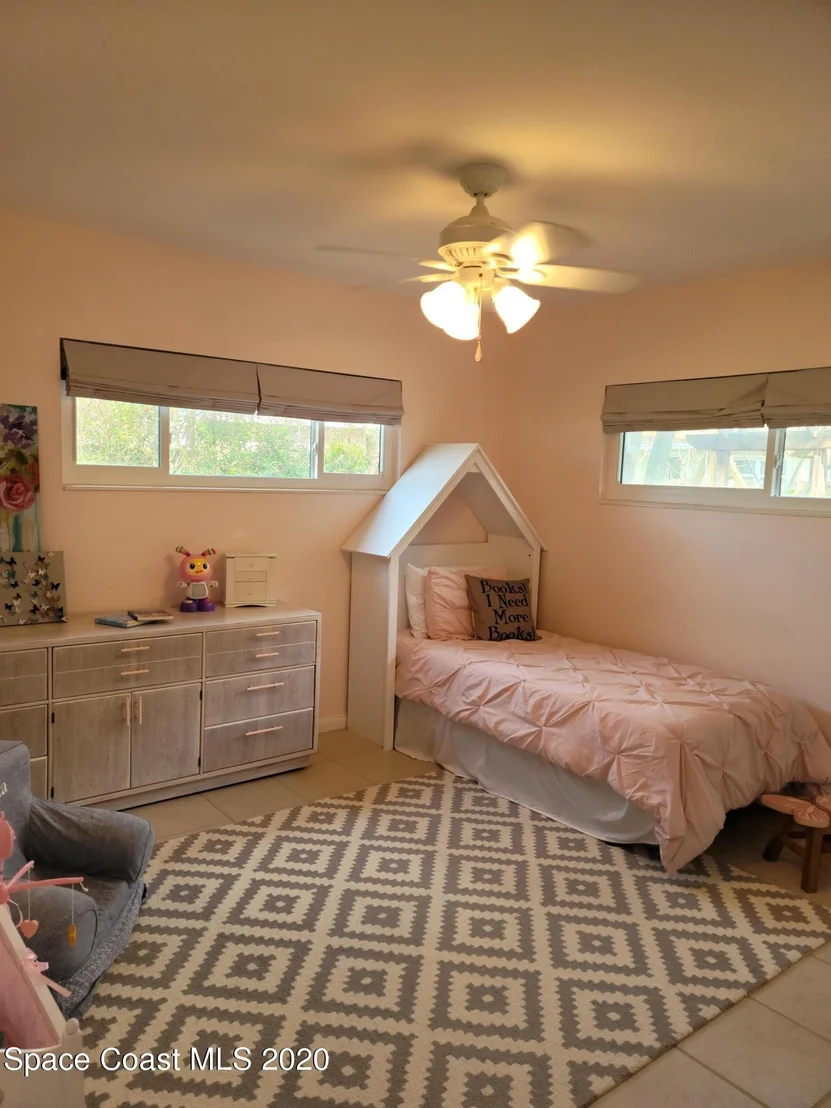 Photo of 235 Pineapple Street