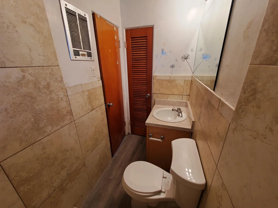 Photo of 2511 Vernon Drive NE