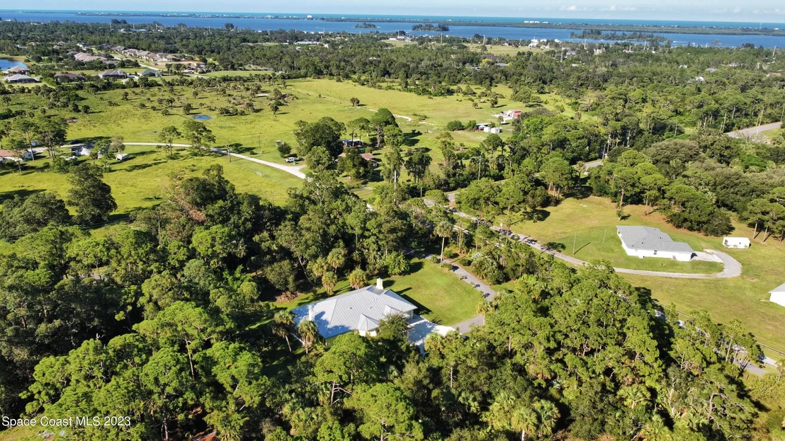 Photo of 4115 Grant Road
