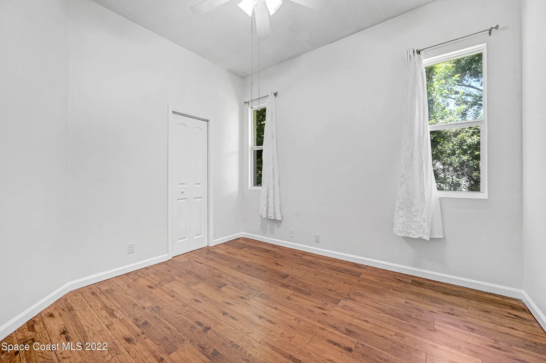 Photo of 3886 Beechgrove Road