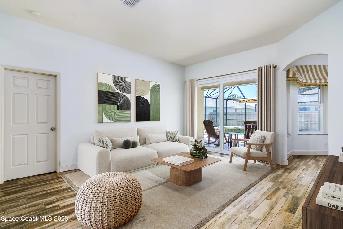 Photo of 6147 Arlington Circle