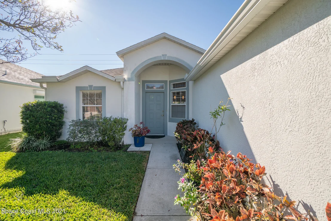 Photo of 2579 Alicia Lane