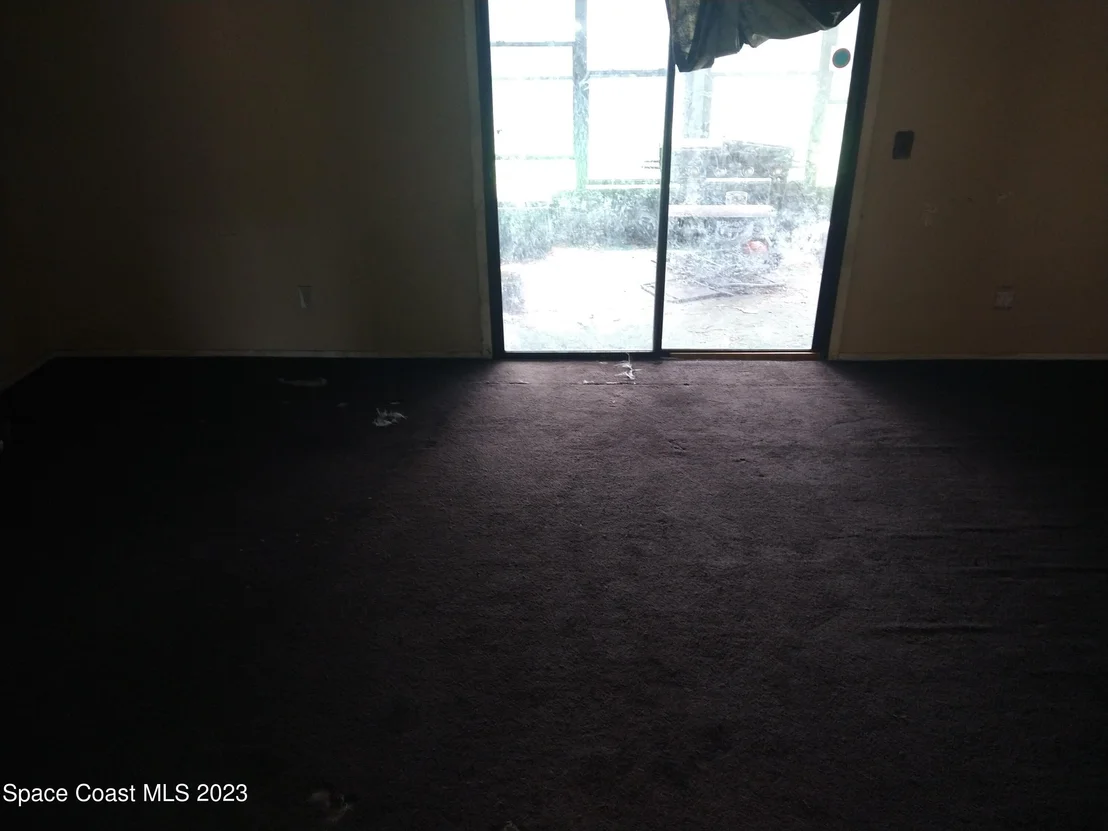 Photo of 4985 Mayflower Street