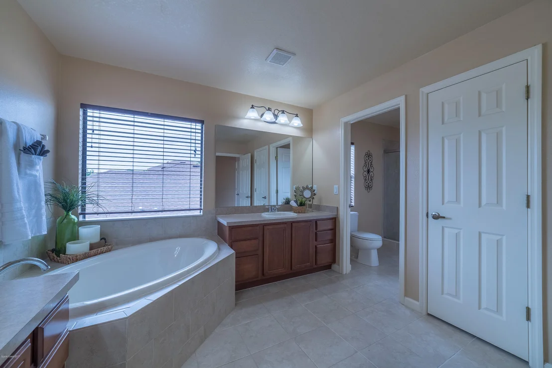 Photo of 980 Whetstone Place