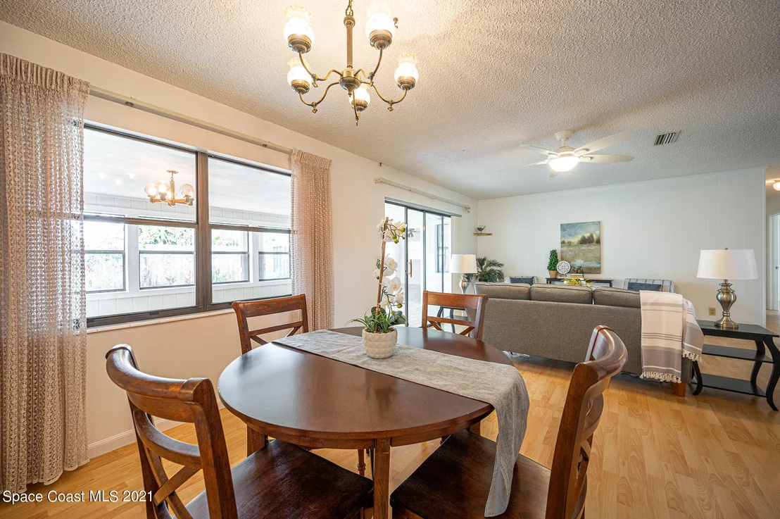 Photo of 1100 Madrid Road