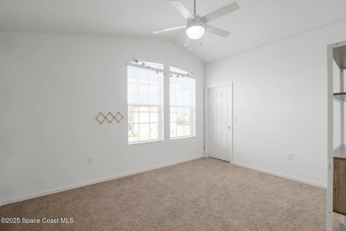 Photo of 950 Dillard Drive SE