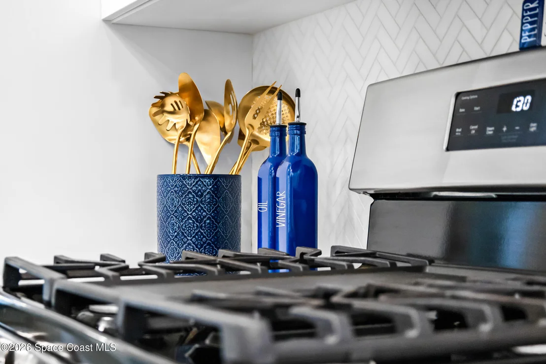 Photo of 6765 Angeles Road