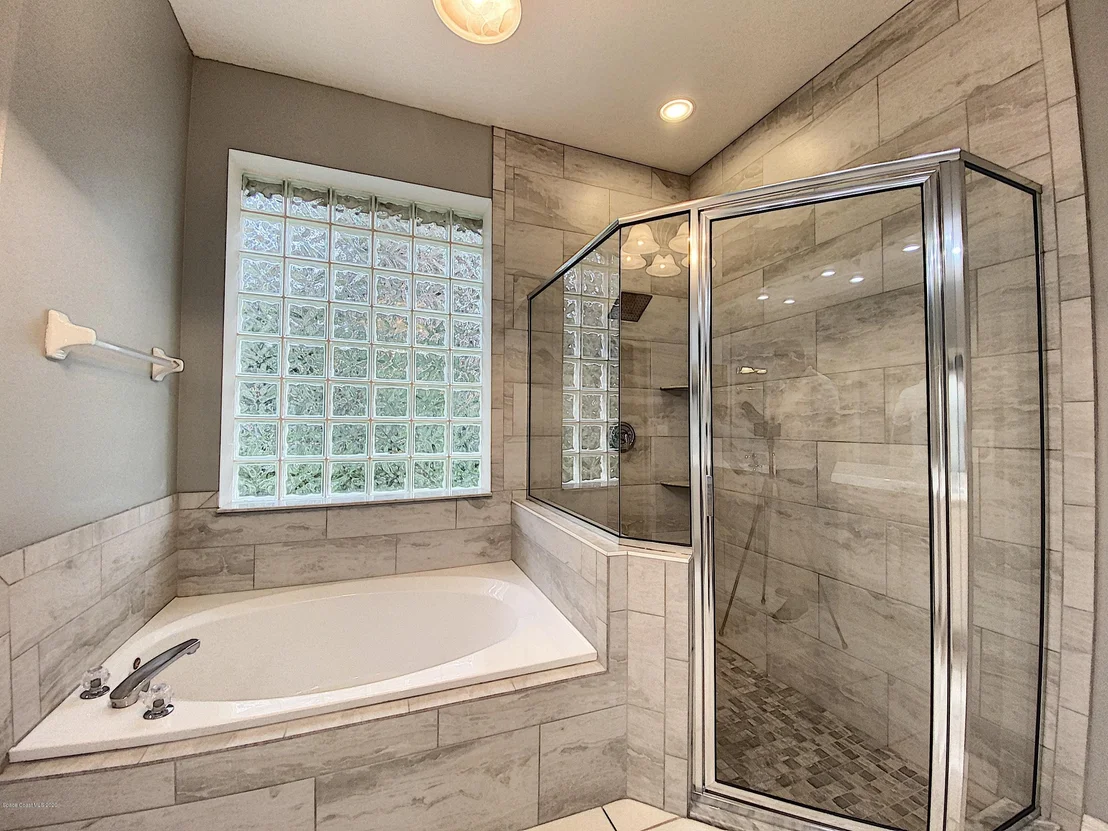 Photo of 6019 Newbury Circle