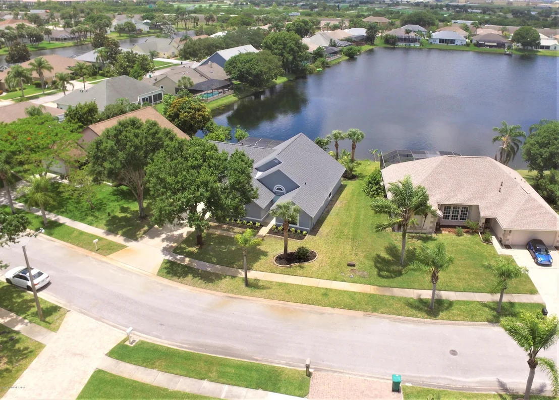 Photo of 2090 Lionel Drive