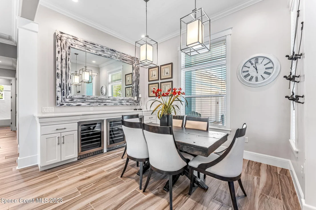Photo of 6231 Windward Lane