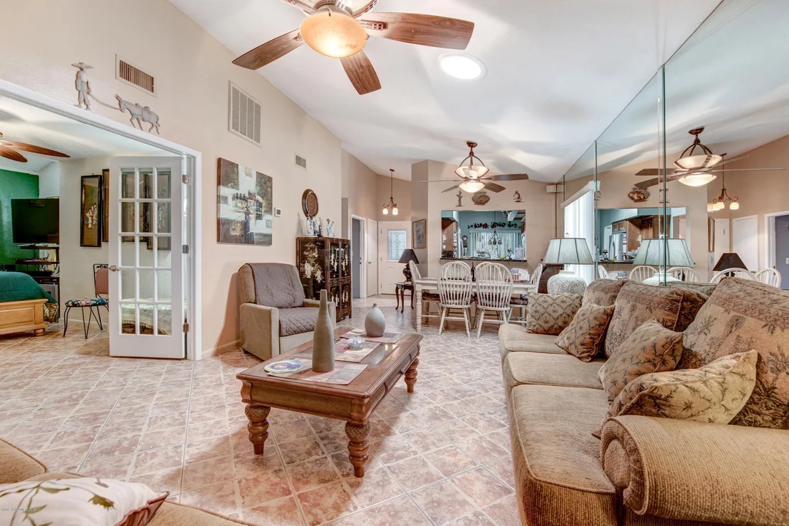 Photo of 375 Myrtlewood Road