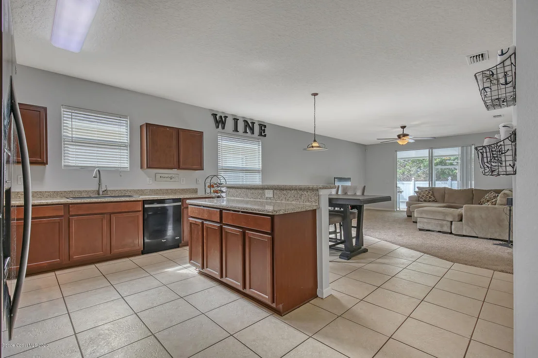 Photo of 542 Cressa Circle