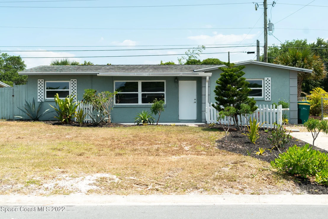 Photo of 2465 Sadler Lane