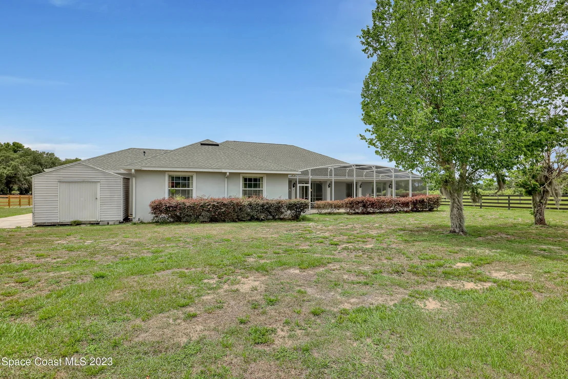 Photo of 15120 Peru Road