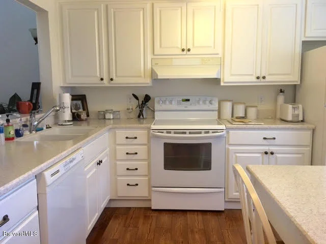 Photo of Unit 9 at 2016 Grant Place