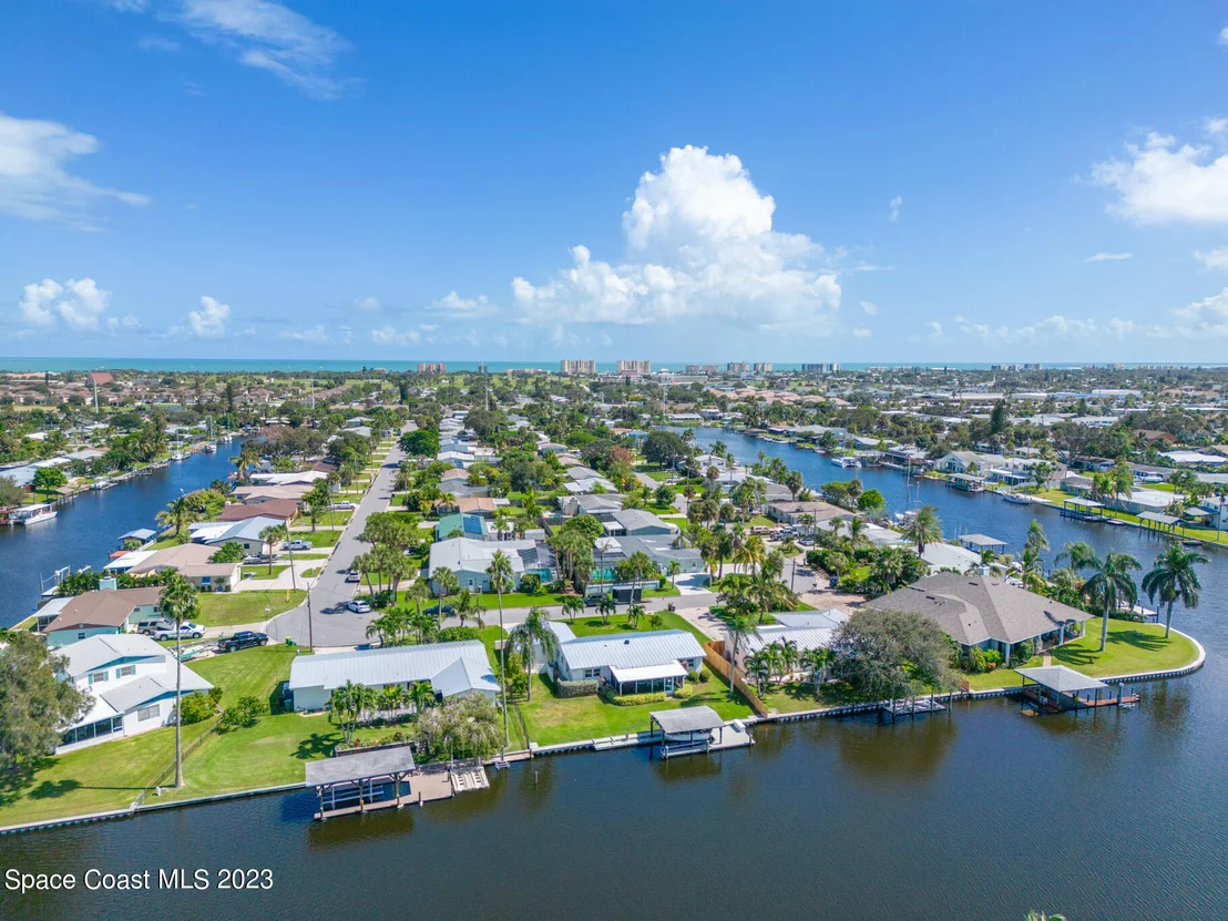 Photo of 209 River Road