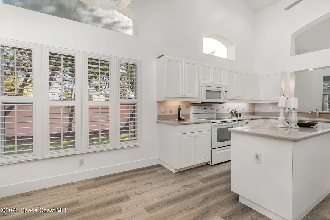Photo of 361 Shell Cove Drive