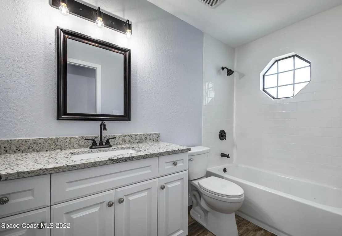 Photo of 6135 Ash Avenue