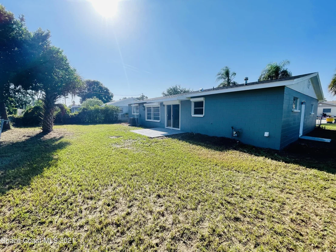 Photo of 996 Nicklaus Drive
