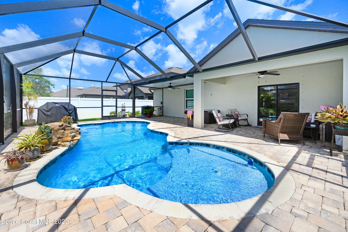 Photo of 1345 Fuji Drive