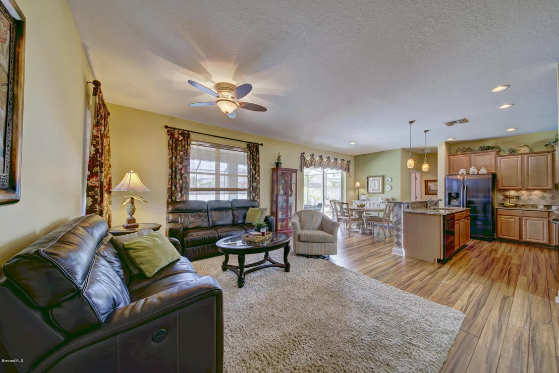 Photo of 5909 Croydon Court