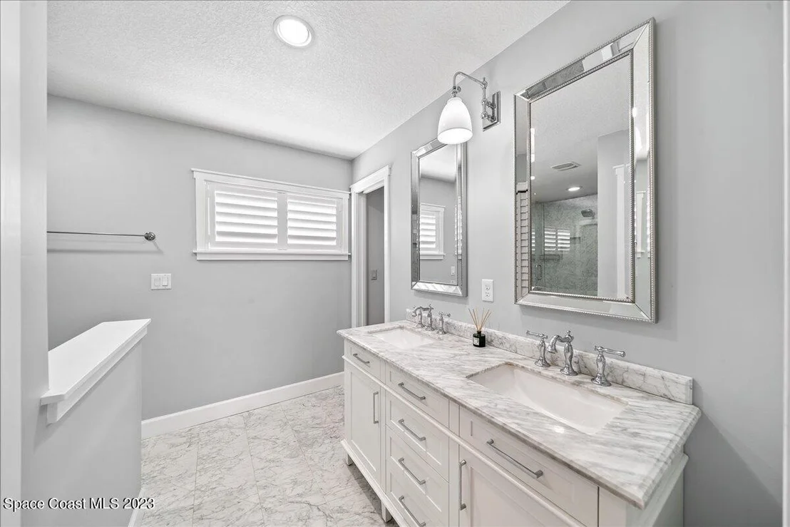Photo of 520 Whispering Pines Circle