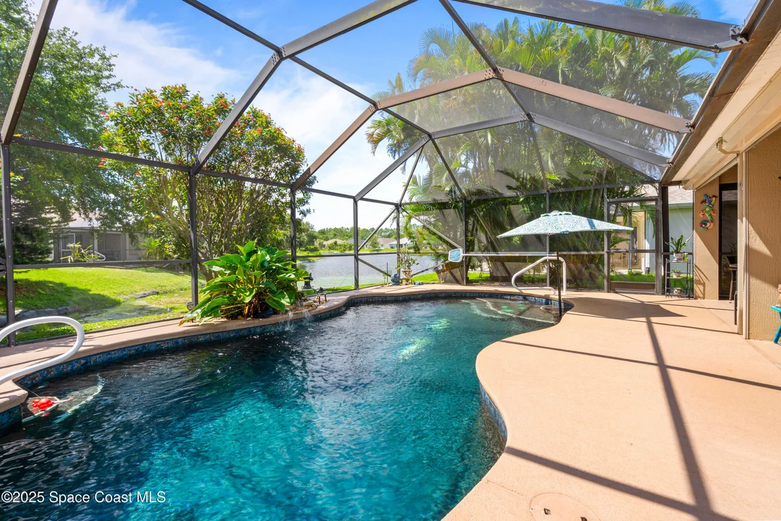 Photo of 2570 Stratford Pointe Drive