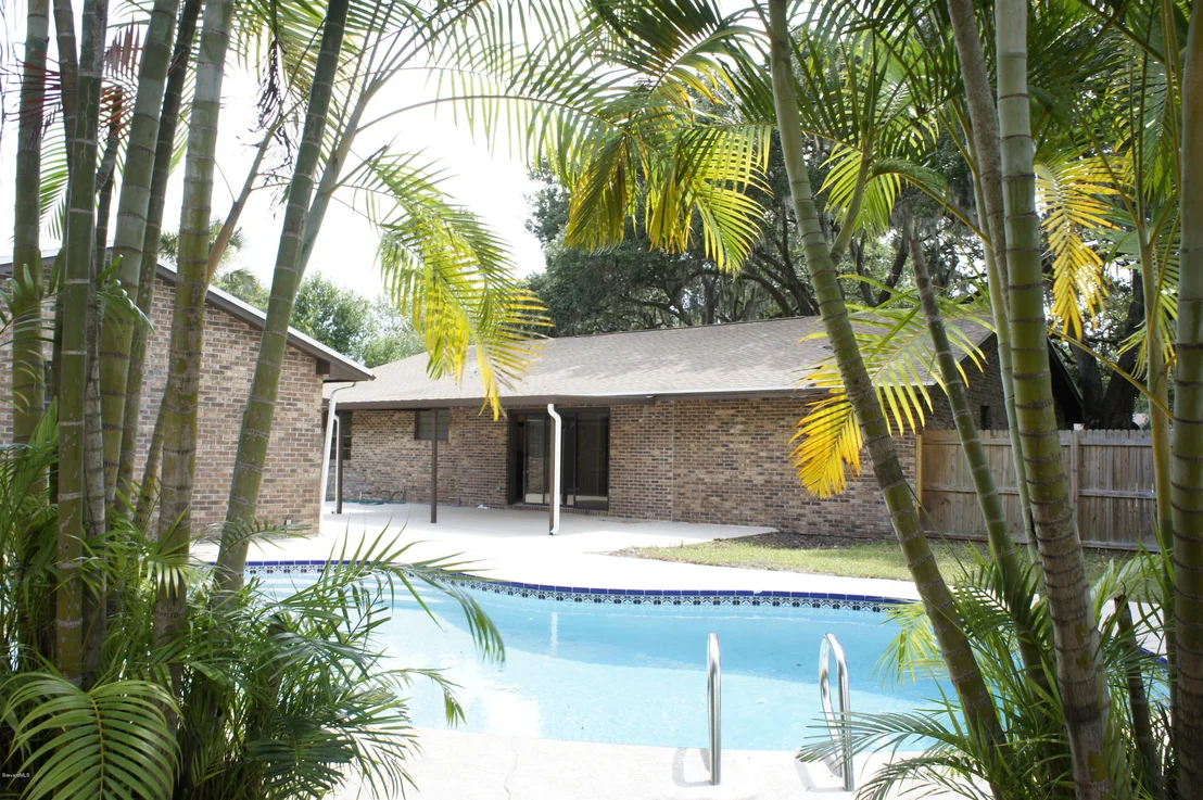 Photo of 1833 Oakwood