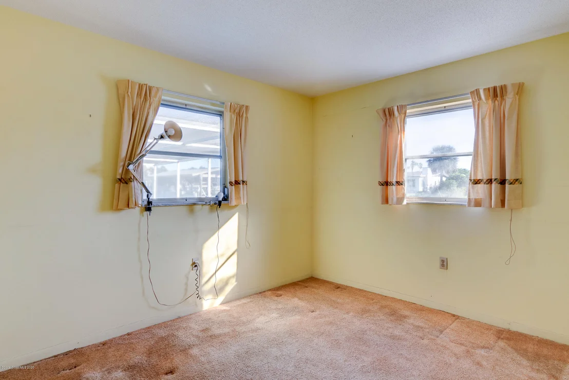 Photo of 438 Skylark Boulevard