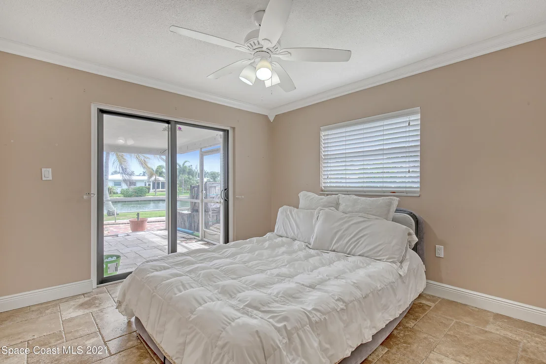 Photo of 375 Dorset Drive