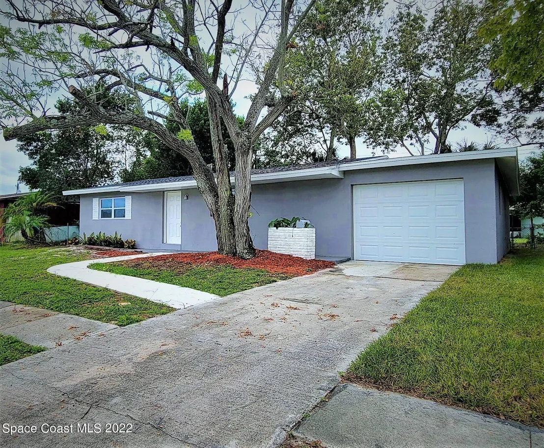 Photo of 2019 Barkley Avenue
