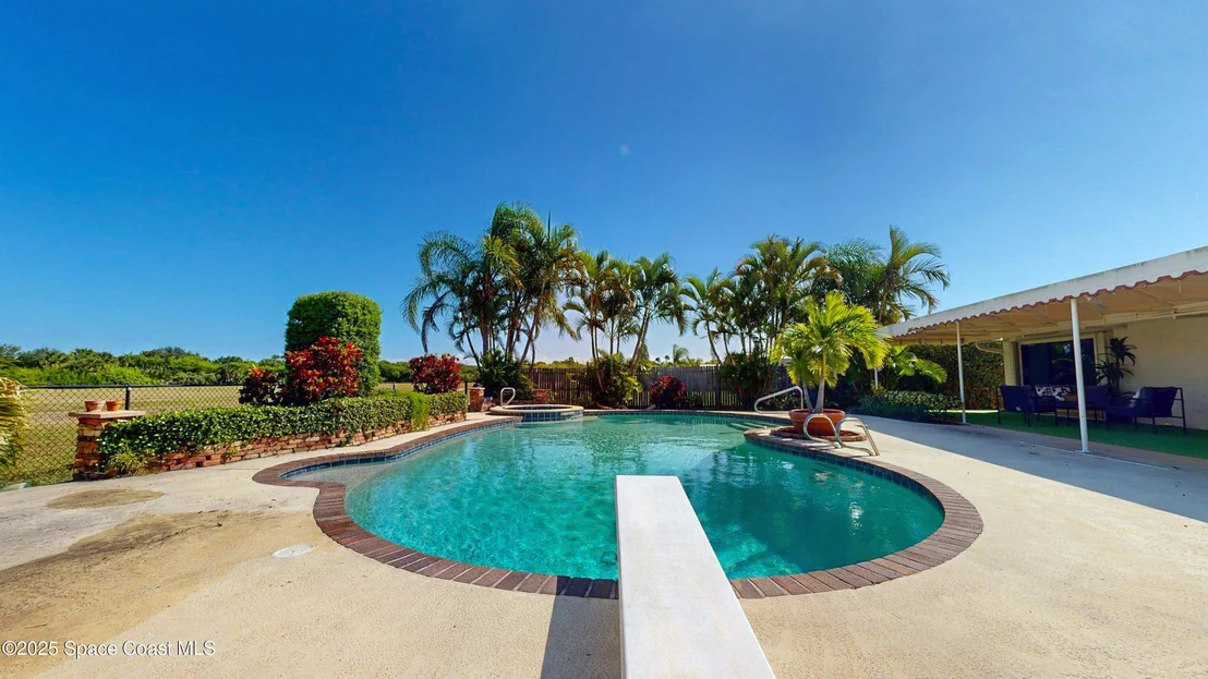 Photo of 410 Brightwaters Drive